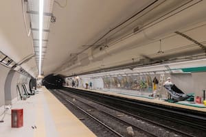 Reabre la estación Facultad de Medicina de la línea D