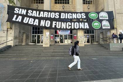 La entrada del Hospital de Clínicas