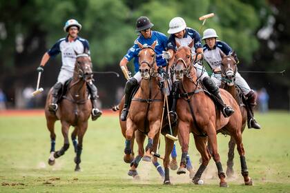 Una escena de la final de Palermo y la lucha entre Ulloa y Mac Donough