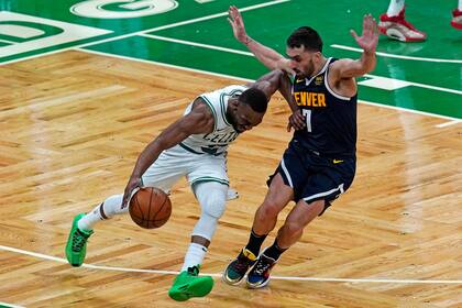 Facundo Campazzo, en acción ante Boston.