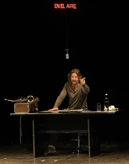Facundo Arana y la obra En el aire, un amor escénico a prueba de todo