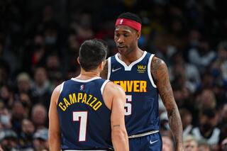 El raro “derrotando la campana” de Campazzo, su gesto de “¡por fin!” y en qué dejó de ser el peor de la NBA