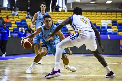 Facundo Campazzo estuvo en un buen nivel en el debut argentino