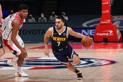 Facundo Campazzo viene de hacer su estreno como titular en Denver Nuggets