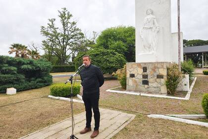 Facundo Castelli, Intendente del Municipio de Puan en el acto por los 117 años de la Fundación de Bordenave