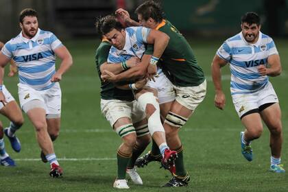 Facundo Isa no pasa la barrera sudafricana; el ala santiagueño no jugará por el resto de este Rugby Championship.
