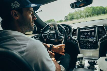Facundo Pieres calentando motores para la Triple Corona a bordo de Jeep