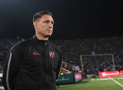 Facundo Sava, DT de Patronato, Campeón de la Copa argentina 2022.