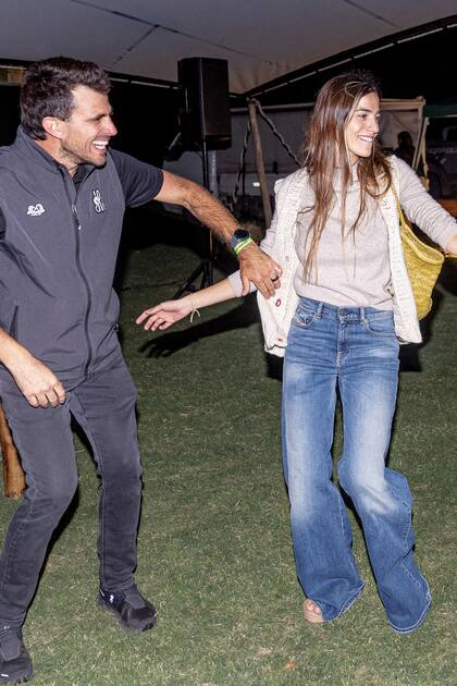 Facundo Sola y
su mujer, Rocío Rondina, en pleno dancing.