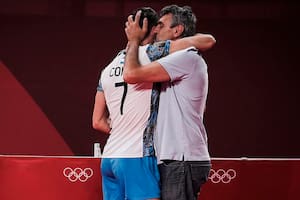 El abrazo más conmovedor y que hizo llorar a todos: de Conte a Conte