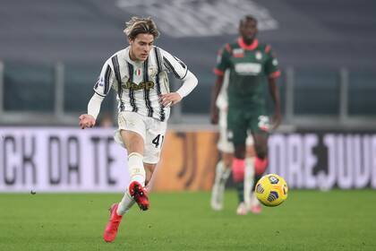 Fagioli pasó por los seleccionados juveniles de Italia y fue suspendido por siete meses para jugar en Juventus