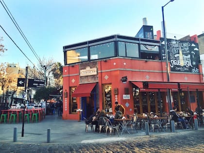 Fajitas, crepas y tacos: todo el repertorio de Mezcal incluye variantes de los wraps