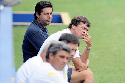 Falcioni con Angelici, quien tomará la decisión del DT 2013