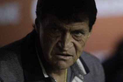 Falcioni, en el regreso a Buenos Aires