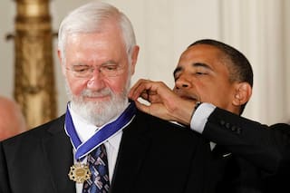 Fallece el doctor William Foege, líder en la erradicación de la viruela