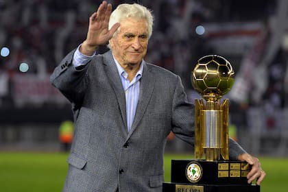 Amadeo Carrizo, gloria de River y del fútbol argentino