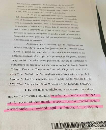Fallo de un juez comercial que le permite al abogado Matías Morla conservar el usufructo de la marca "Maradona" mientras se investiga la denuncia de los herederos del Diez en su contra, por presunta defraudación