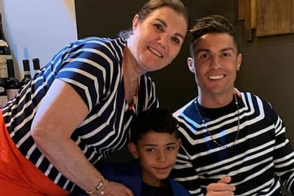 Familia, escribió Cristiano en su Instagram