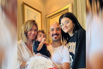 Familia feliz: Mora, Agustin, Abel y Guillermina