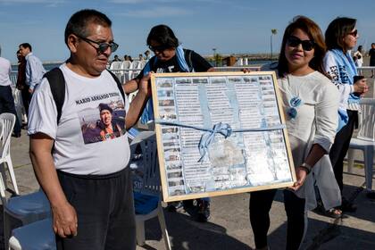Entregaron un reconocimiento a los familiares de los 44 tripulantes del ARA San Juan