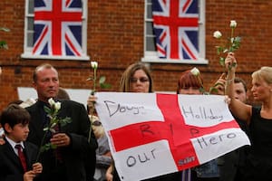 Trump elogia a las tropas británicas tras recibir críticas por sus comentarios sobre la guerra en Afganistán