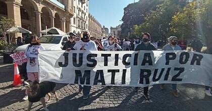 Familiares y amigos de la víctima se manifestaron en las calles de Salta
