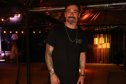 El Pocho Lavezzi listo para una noche a pura fiesta
