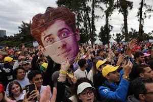 Fervor por Colapinto. Una marea de fanáticos y familias revoluciona Palermo