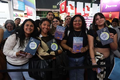 Fans de Alice Kellen en la Feria