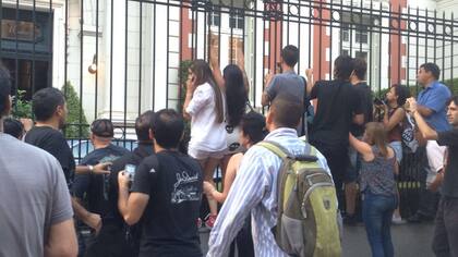 Fans de los Stones coparon el frente del Four Seasons