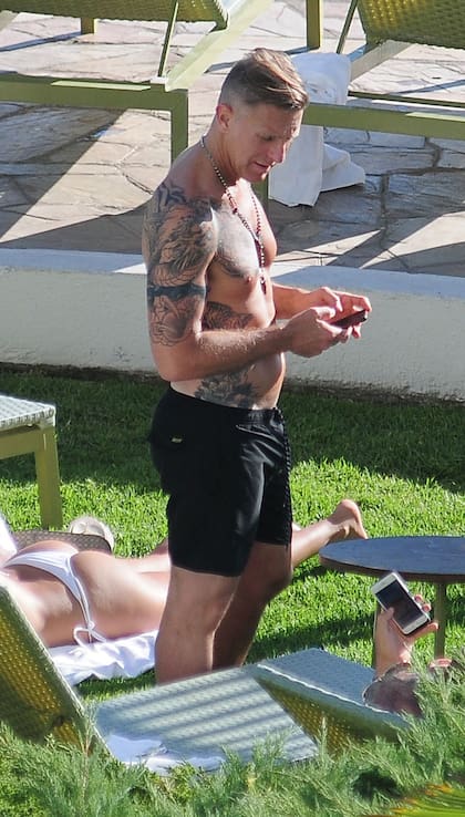 Fantino disfruta del verano con su nueva novia