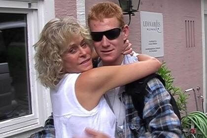 Farrah Fawcett y su hijo Redmond O´ Neal