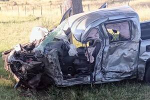 Un argentino murió en un brutal choque frontal contra un camión