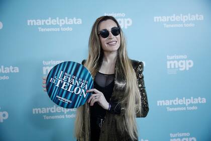 Fátima no llegó a tiempo para la foto e inauguró la temporada de escándalos en "La Feliz"