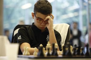 Faustino Oro empezó con todo, pero ahora le toca medirse con un histórico: Alexei Shirov