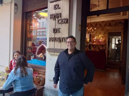 Fausto Cañete, en El Almacén de Fausto, su restaurante en Berlín.