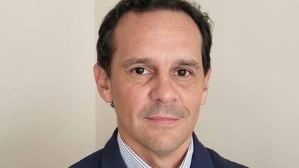 Fausto Spotorno: "Con los números del REM de inflación y del tipo de cambio podría ser que se duplique esa recaudación -señala-. Internamente la decisión pareciera no querer da señales de cuándo ni cómo se sale del cepo, a la vez que se insiste en que los dólares libres convergirán con el oficial. Se quedaron con ese rango y ahí es donde la cifra no da”