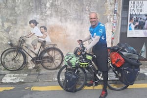 Favio Giorgio lleva recorridos más de 100.000 kilómetros por el mundo a bordo de su bicicleta