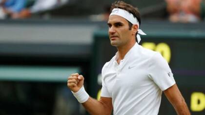 Federer sigue a paso firme en Wimbledon