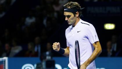 Federer venció con contundencia a Goffin