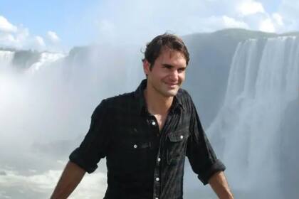 Federer visitó las Cataratas en 2012, durante la gira en la que se enfrentó con Del Potro en Tigre.
