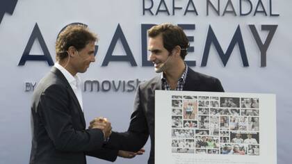 Federer y Nadal juntos en la inauguración de la Academia de Rafa: siempre juntos