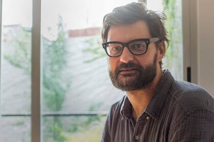 Federico Falco nació en General Cabrera, provincia de Córdoba, en 1977