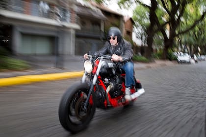 Federico Andahazi: una historia de romances, matrimonios, viudas y amantes