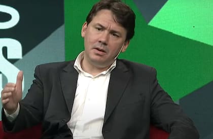 Federico Basualdo representa al ala dura del kirchnerismo que se opone a una suba mayor de las tarifas energéticas