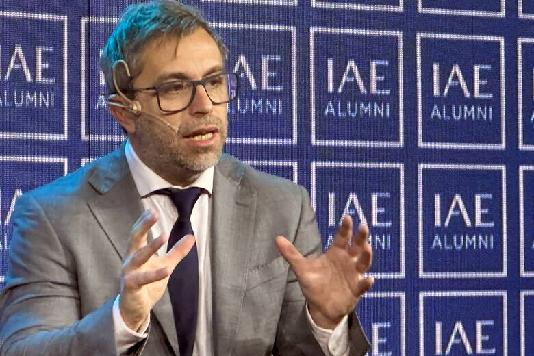 El Gobierno explica su estrategia cambiaria y defiende la estabilidad macroeconómica