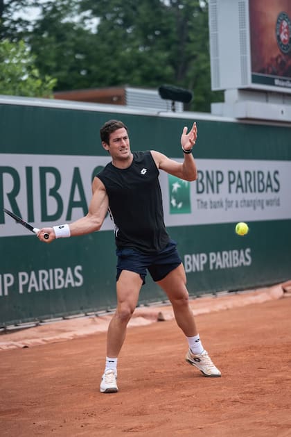 Federico Gómez durante un reciente entrenamiento en Roland Garros