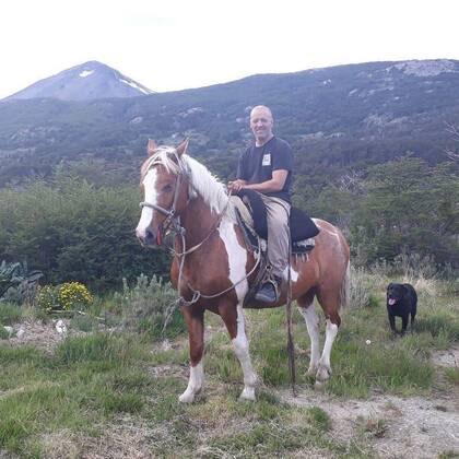 Federico invita a pasar un día de campo en Oveja Verde, el restaurante que abrió junto a su mujer en su propia casa de Almanza