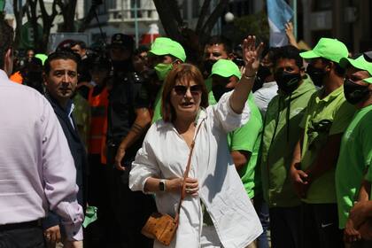 Federico Pinedo y Patrcia Bullrich, en Dolores, para apoyar a Mauricio Macri