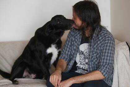 Federico Sordo y su perro Barón, inseparables